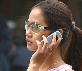 Chương trình khuyến mãi nhân dịp năm mới của Viettel Mobile sẽ kết thúc vào ngày 3/3/2007 - Ảnh: Việt Tuấn.