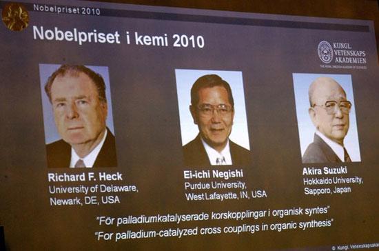 3 chủ nhân của giải Nobel Hóa học 2010 - Ảnh: Reuters.