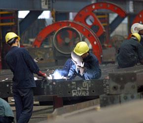 Kế hoạch tăng trưởng kinh tế của nước ta đề ra trong năm 2008 là từ 8,5 - 9% - Ảnh: Việt Tuấn.