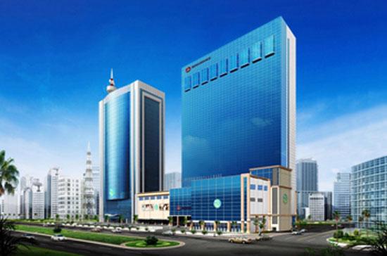 Grand Plaza nằm trong khu tổ hợp khách sạn 5 sao, văn phòng hạng A, trung tâm thương mại quốc tế, với bãi đỗ xe rộng nhất Hà Nội, cùng cơ sở hạ tầng chất lượng cao.