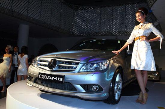 C300 AMG, mẫu xe mới ra mắt thị trường của Mercedes-Benz Việt Nam - Ảnh: Đức Thọ.