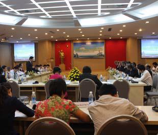 Quang cảnh buổi gặp gỡ giữa VCCI với cộng đồng doanh nghiệp nước ngoài đang hoạt động tại Việt Nam.