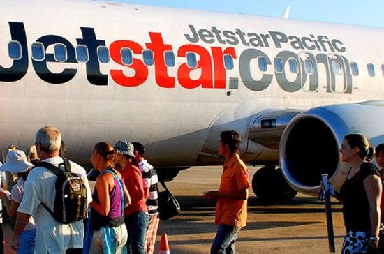 Công ty Cổ phần Hàng không Jestar Pacific Airlines được thành lập trên nền tảng là hãng Pacific Airlines trước đây.