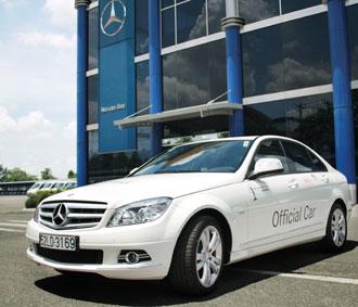 Những chiếc xe do Mercedes-Benz Việt Nam cung cấp sẽ tham gia đưa đón các hoa hậu và quan chức đến từ các quốc gia.