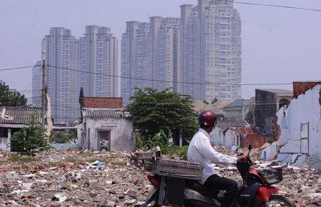 Giới đầu tư lẫn người dân đang ngày càng tỏ ra ngán ngẩm với chung cư dự án.