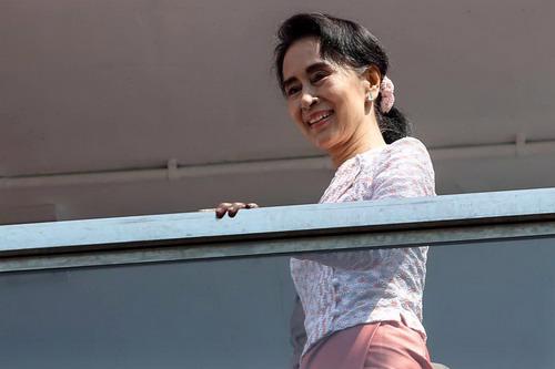 Để có ngày hôm nay, Aung San Suu Kyi đã trải qua một hành trình gian khổ và nhiều hy sinh - Ảnh: Forbes.<br>