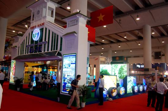 Khu giới thiệu thành phố đẹp của Việt Nam tại CAEXPO 2009.