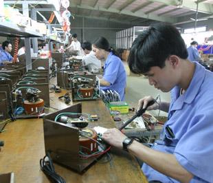 Gói kích cầu sẽ là đòn bẩy quan trọng cho sự phục hồi của nền kinh tế - Ảnh: Việt Tuấn.