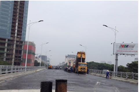 Cầu vượt nút giao đường Nguyễn Chí Thanh - Kim Mã trước ngày thông xe<b><br></b>