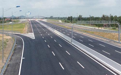 Tuyến cao tốc Bắc - Nam được quy hoạch 2 tuyến với tổng chiều dài khoảng 3.083 km.