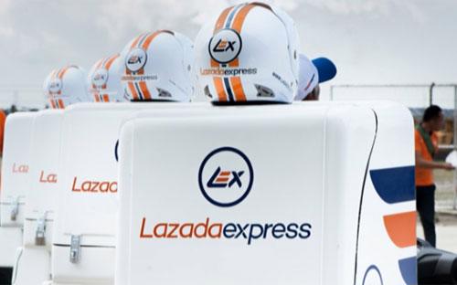 LEX (LazadaExpress) thực chất là một nhánh của Lazada được thành lập từ 
năm 2012 nhưng đến tháng 10/2015 thì mới tách riêng thành một công ty 
độc lập. 