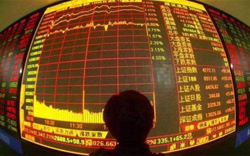 Dù có nhiều giai đoạn trồi sụt và biến động bất thường, chỉ số Shanghai 
Composite của thị trường chứng khoán Trung Quốc tăng trưởng 12% trong 
năm nay.