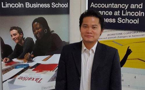 TS. Quách Mạnh Hào, giảng viên ngành tài chính tại Đại học Lincoln (Anh).<br>