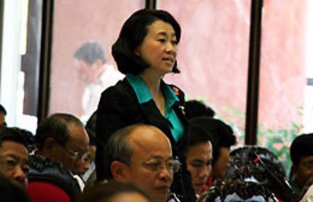Việc miễn nhiệm bà Đặng Thị Hoàng Yến sẽ được tiến hành theo điều 56 Luật Tổ chức Quốc hội.