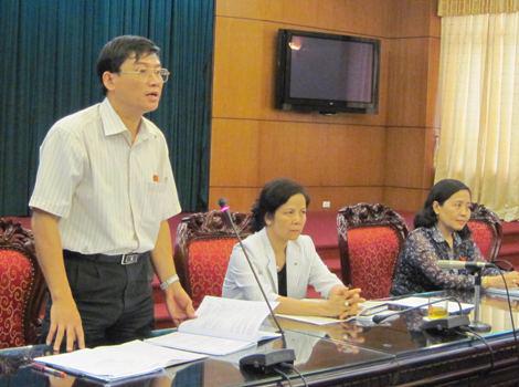 Đại biểu Quốc hội thảo luận tại tổ - Ảnh: Chinhphu.vn