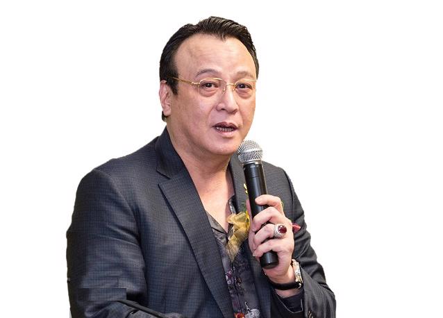 Ông Đỗ Anh Dũng hiện là Chủ tịch kiêm Tổng giám đốc Tập đoàn Tân Hoàng Minh, đồng thời giữ chức Chủ tịch Minh Việt Capital từ năm 2015.