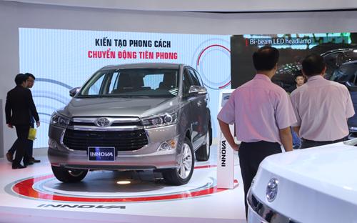 Người tiêu dùng mua xe Vios và Innova trong tháng 9 và tháng 10/2017 sẽ 
được Toyota Việt Nam thanh toán thay phần lệ phí trước bạ từ 15 triệu 
đồng đến 30 triệu đồng.