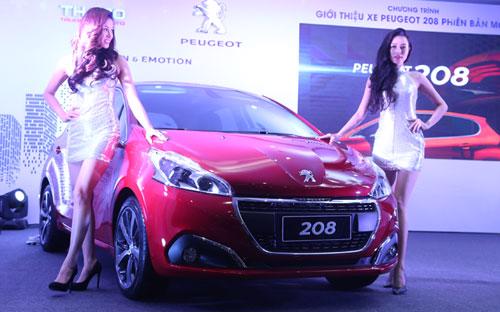 Peugeot 208 phiên bản mới hiện đã có mặt tại thị trường Việt Nam qua kênh nhà phân phối Trường Hải (Thaco).