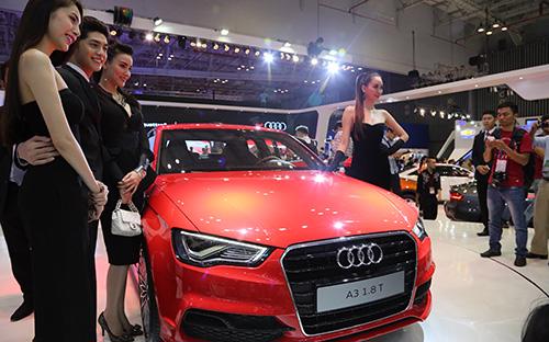 Thị trường xe hơi hạng sang tại Việt Nam đang ngày càng trở nên chật chội.<br>