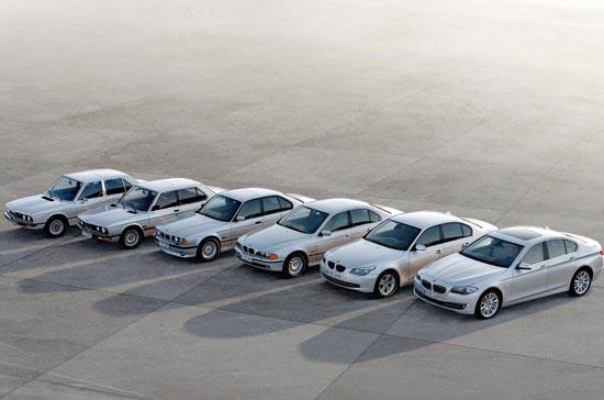 Dòng sedan cao cấp BMW 5 Series đã gặt hái được nhiều thành công sau 45 năm lịch sử - Ảnh: BMW.