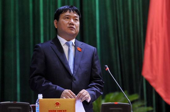 Bộ trưởng Đinh La Thăng kiến nghị Quốc hội thông qua tăng mức phạt tiền tối đa trong lĩnh vực giao thông đường bộ lên 200 triệu đồng, tức gấp 5 lần quy định hiện hành.