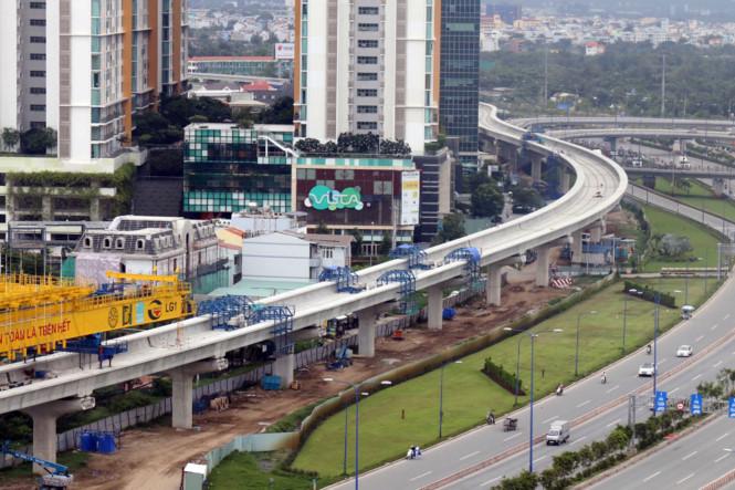 Dự án xây dựng đường sắt đô thị số 1 Bến Thành - Suối Tiên đang gặp nhiều khó khăn, có nguy cơ chậm tiến độ.<br>