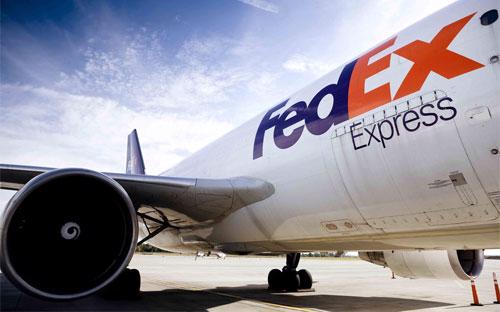 FedEx Express là công ty chuyển phát nhanh cung cấp dịch vụ giao hàng tại hơn 220 quốc gia và các vùng lãnh thổ trên thế giới.