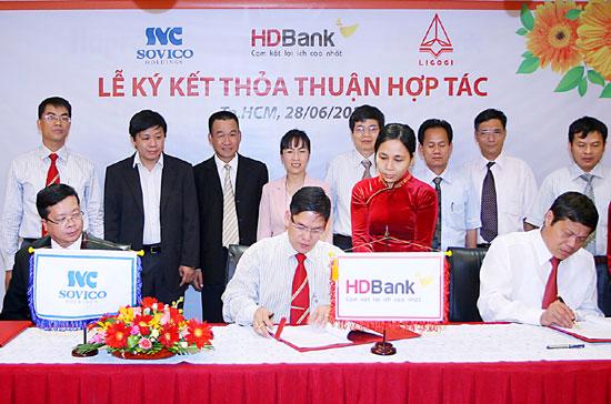 Lễ ký hợp tác giữa HDBank với Licogi và Sovico Holdings.