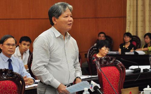 Bộ trưởng Bộ Tư pháp Hà Hùng Cường phát biểu tại phiên họp chiều 10/9.<br>