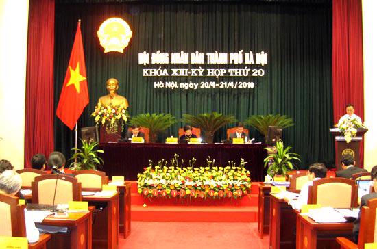 Quang cảnh kỳ họp Hội đồng Nhân dân thành phố Hà Nội ngày 20/4 - Ảnh: Bảo Anh.