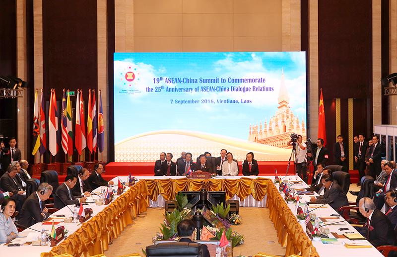 Hội nghị cấp cao ASEAN - Trung Quốc lần thứ 19 tổ chức tại Vientiane, Lào ngày 7/9.<br>