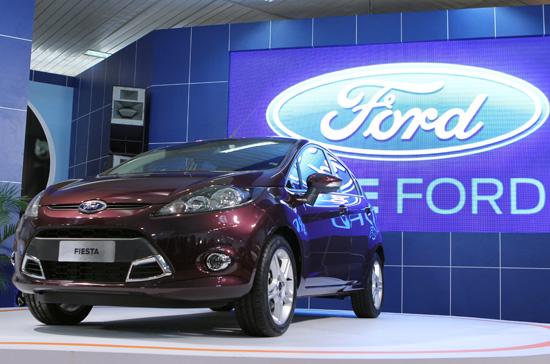 Ford Fiesta được giới thiệu tại Vietnam Motor Show 2010 - Ảnh: Bobi.