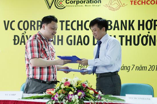 Lễ ký kết hợp tác chiến lược giữa VC Corp với Ngân hàng Techcombank.