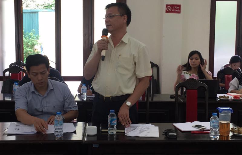 Ông Vũ Quang Long, đại diện Công ty Cổ phần Ôtô Trường Hải (Thaco), phát biểu tại hội thảo.<br>