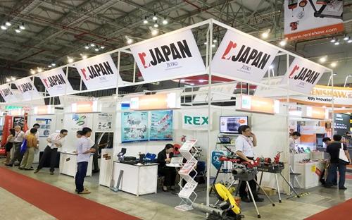 Japan Pavilion năm 2017 có sự tham gia của 29 doanh nghiệp vừa và nhỏ Nhật Bản.<br>