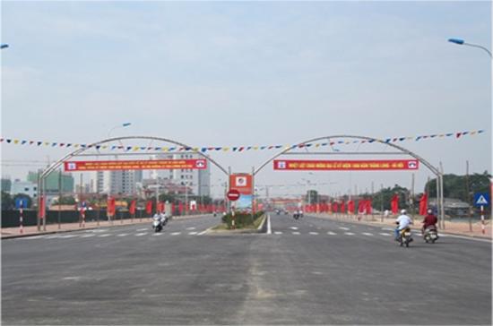 Điểm đầu tuyến đường Lê Văn Lương kéo dài giao với đường Khuất Duy Tiến.