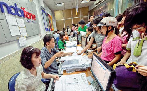 Mạng di động đầu tiên tại Việt Nam quyết định thực hiện giảm giá rất 
mạnh cho các khách hàng sử dụng dịch vụ chuyển vùng quốc tế với việc 
giảm từ 5 - 45% so với bảng cước trước đây.