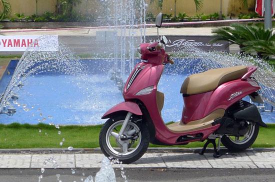 Nozza được Yamaha thiết kế theo phong cách xe máy thời trang châu Âu với các chi tiết ngoại thất sang trọng, thanh lịch - Ảnh: Thụy Miên.