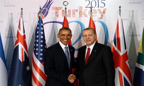 Tổng thống Mỹ Obama và Tổng thống Thổ Nhĩ Kỳ Erdogan trong một cuộc gặp năm 2015 - Ảnh: Reuters