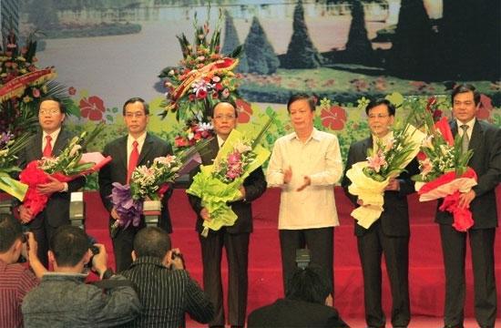 Ngày 24/3/2010, tại Trung tâm Hội nghị Quốc gia (Hà Nội), Tập đoàn Phát triển Nhà và Đô thị Việt Nam đã tổ chức trọng thể lễ ra mắt.