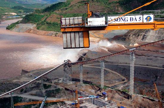Công nợ tại nhiều dự án của Tập đoàn Sông Đà đến này lên tới trên 20.000 tỷ đồng.