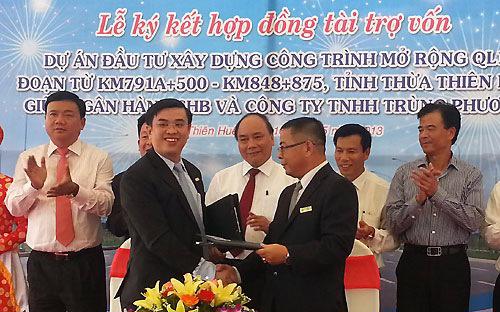 Với SHB, ngày 18/5/2013 đánh dấu lần đầu tiên tham gia cho vay lĩnh vực 
này, bằng dự án mở rộng quốc lộ 1A đoạn qua tỉnh Thừa Thiên Huế với giá 
trị tài trợ 1.833 tỷ đồng.