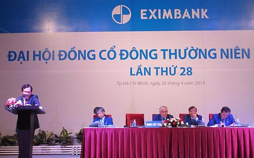 Phát biểu sáng nay, ông Phạm Hữu Phú tin rằng khoản đầu tư của Eximbank vào Sacombank sẽ tiếp tục phát huy hiệu quả.<br>