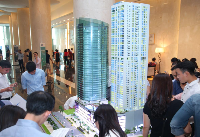 Trên 500 khách hàng, nhà đầu tư đã tham dự sự kiện mở bán tháp đôi FLC Twin Towers.