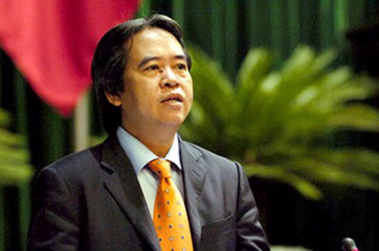 Thống đốc Ngân hàng Nhà nước Nguyễn Văn Bình trả lời chất vấn trước Quốc hội.