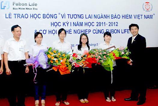 Năm 2012, Fubon Life Việt Nam tập trung phát triển doanh thu và gia nhập vào xu thế phát triển của ngành bảo hiểm nhân thọ.