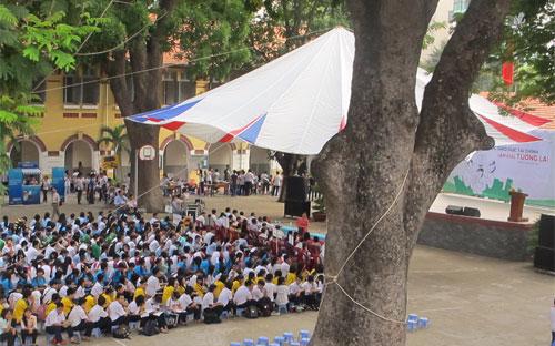 Tại Việt Nam, Citi Foundation đã hỗ trợ hơn một triệu USD trong sáu năm 
vừa qua để tài trợ cho các chương trinh giáo dục tài chính học đường và 
thu được nhiều phản hồi tích cực từ cộng đồng về các chương trình có ý 
nghĩa nhân văn này.