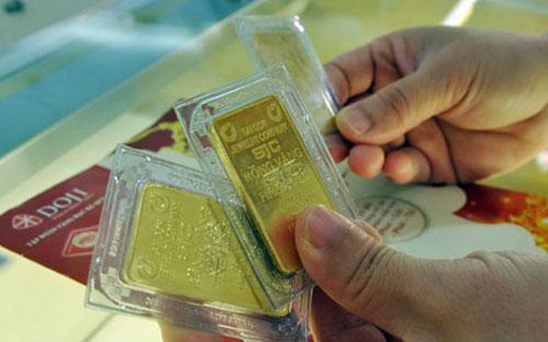 Bắt đầu tổ chức đấu thầu vàng miếng vào cuối tháng 3, Ngân hàng Nhà nước
 đến nay đã có 60 phiên đấu thầu vàng, chào bán tổng cộng 1.682.000 
lượng vàng và bán được 1.576.700 lượng.