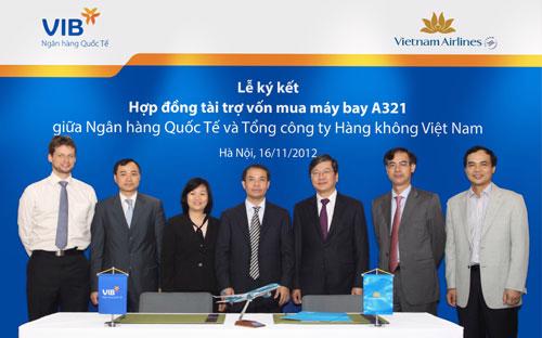 Đây là khoản vay thương mại dài hạn đầu tiên giữa Vietnam Airlines với VIB.