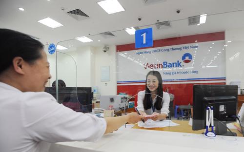 Giao dịch tại VietinBank.<br>